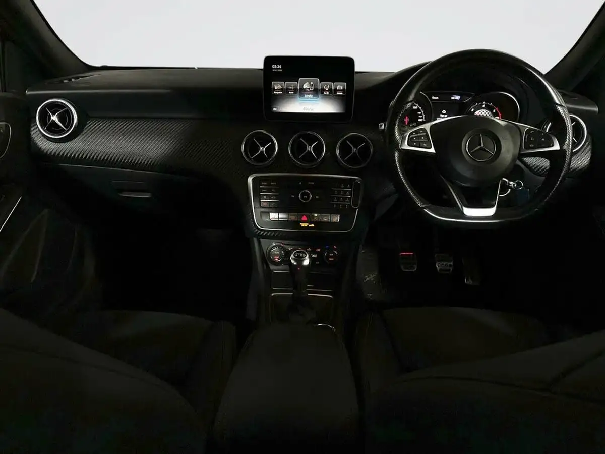 2016-mercedes-benz-a-class-15d-a180d-amg-line-premium-plusss-big-2