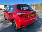 2018-toyota-yaris-15-vvt-i-icon-tech-hybrid-small-5