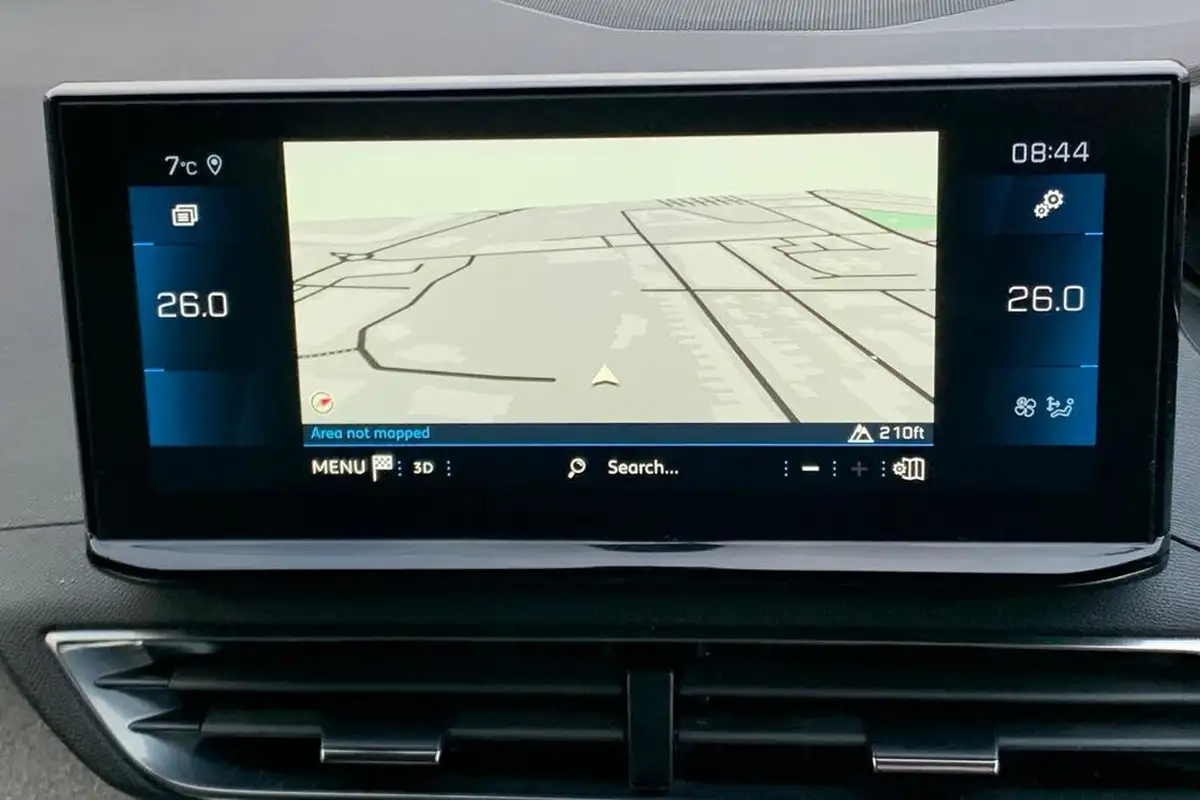 2021-peugeot-3008-suv-12-puretech-allure-premium-eat8-big-23