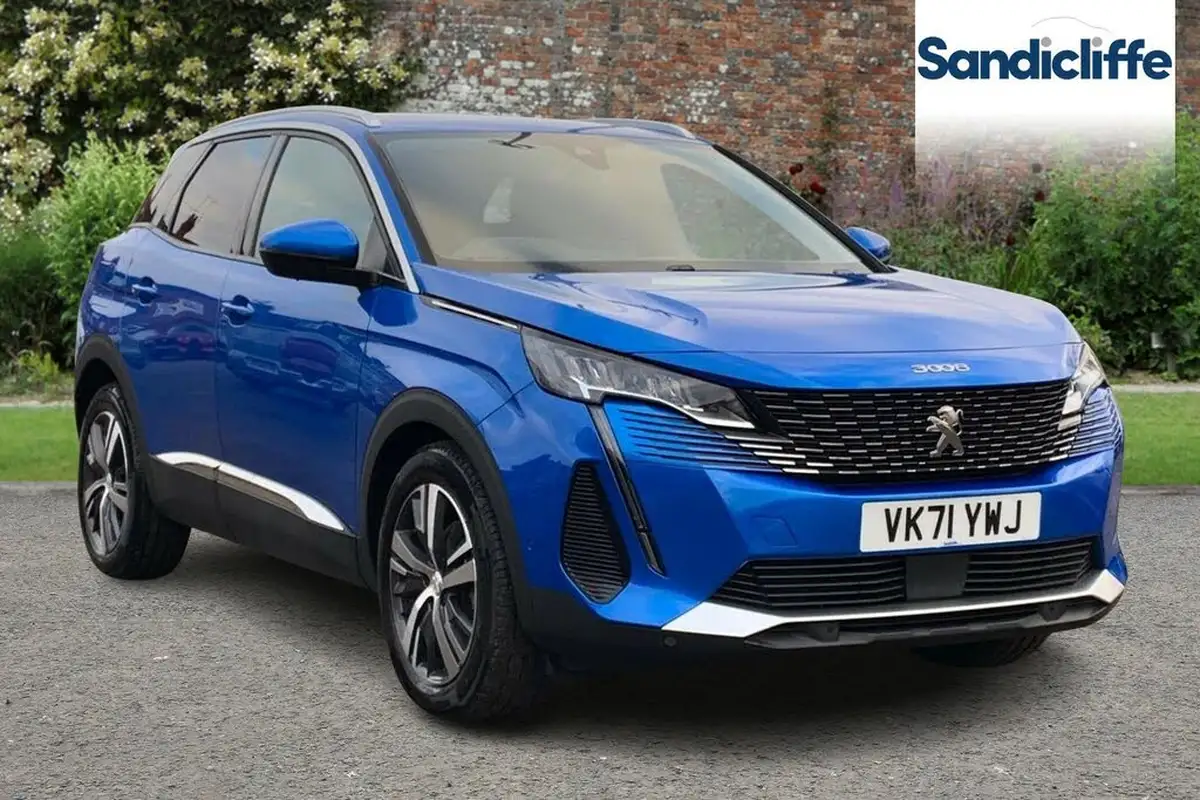 2021-peugeot-3008-suv-12-puretech-allure-premium-eat8-big-0