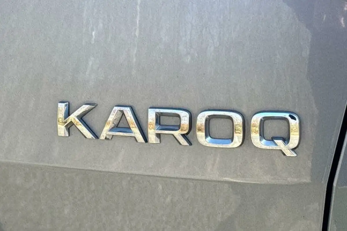 2019-skoda-karoq-10-tsi-se-big-38