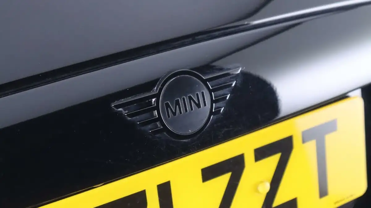 2021-mini-cooper-e-cooper-s-2-big-20