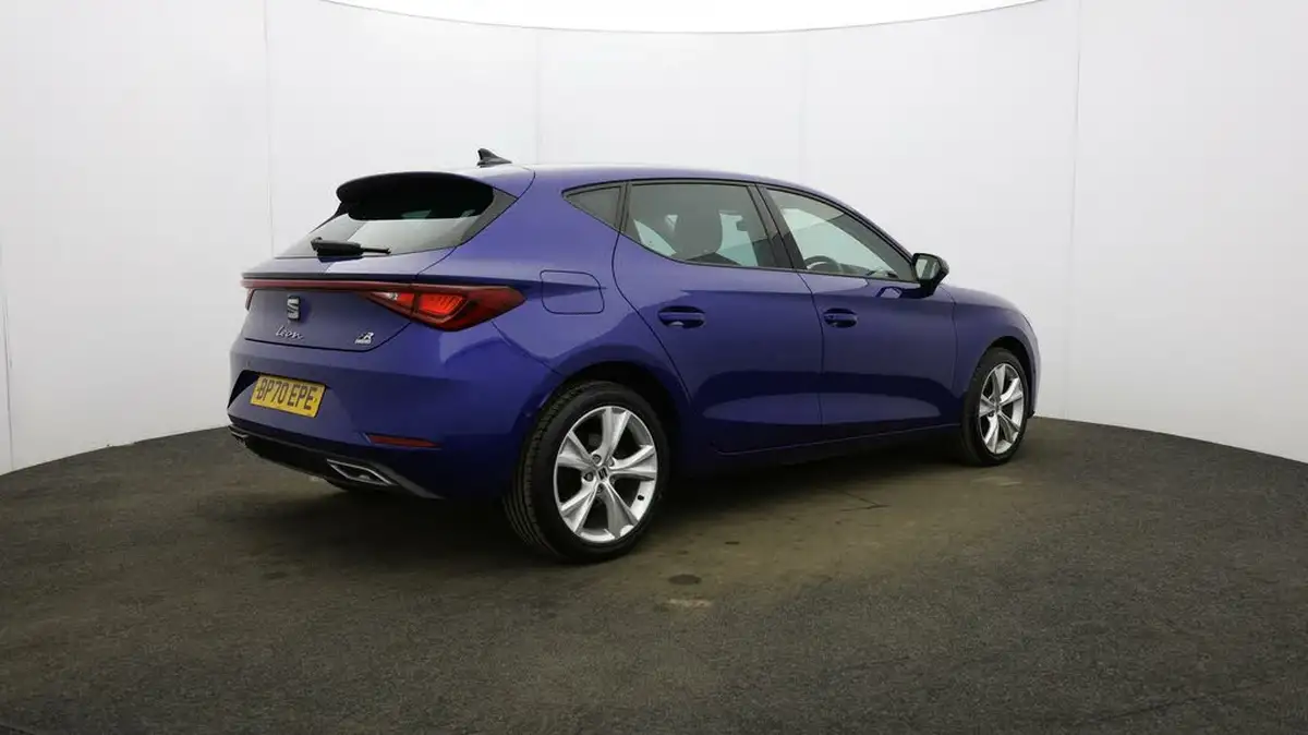 2020-seat-leon-14-e-hybrid-fr-hatchback-big-51