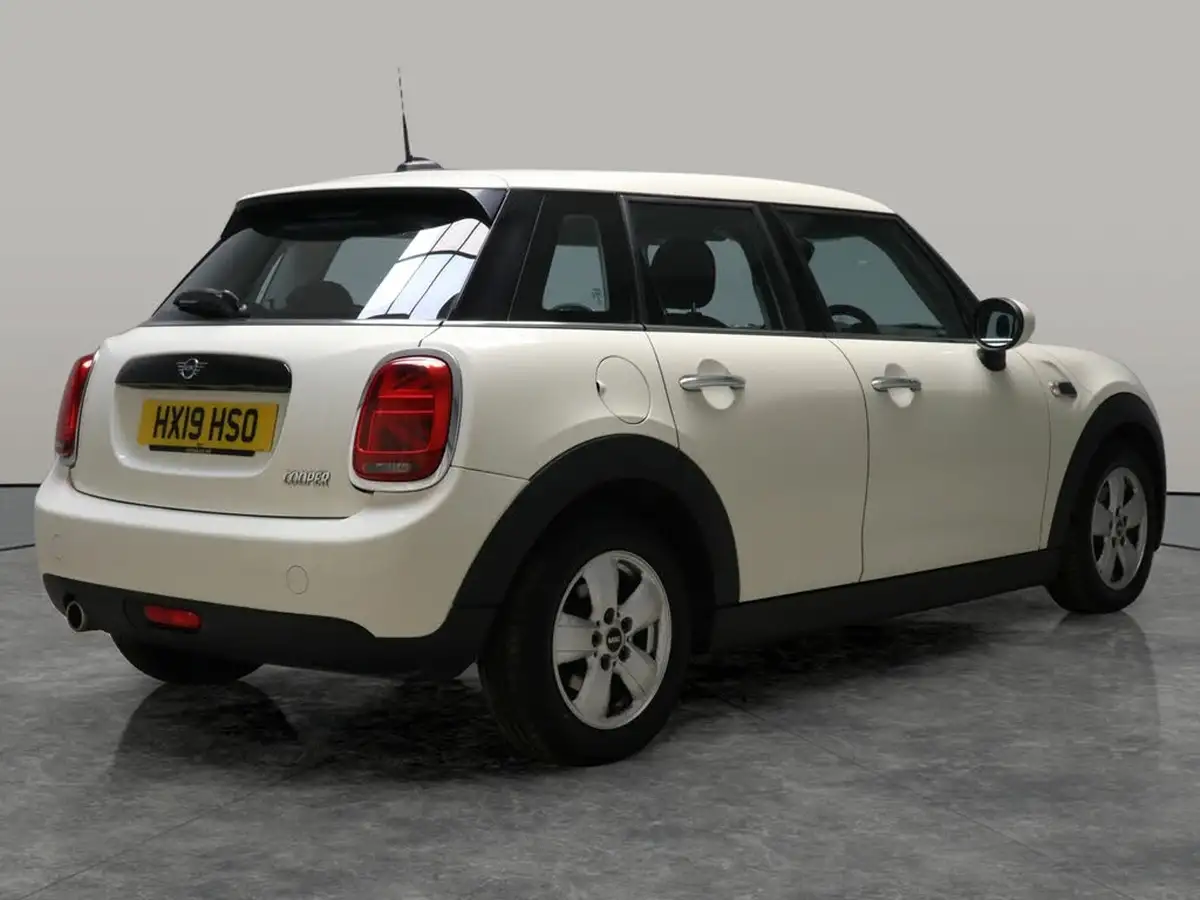 2019-mini-cooper-15-cooper-classic-hatchback-5d-auto-big-6