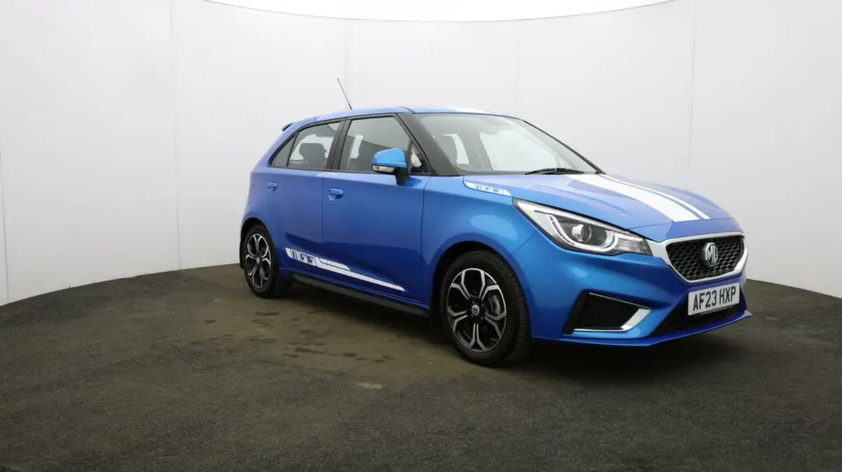 2023-mg-mg3-15-vti-tech-exclusive-nav-big-38