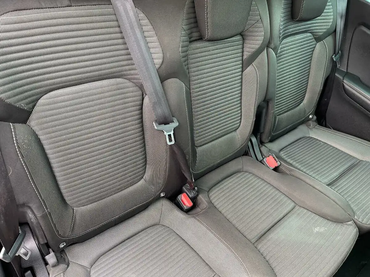 2019-renault-grand-scenic-13-tce-iconic-big-18