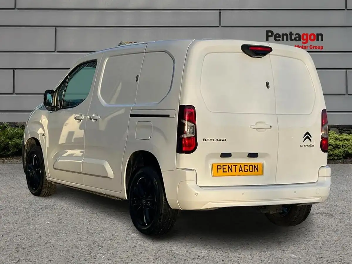 2021-citroen-berlingo-15bluehdi-1000-driver-100pseu6dt-e-ss-big-1
