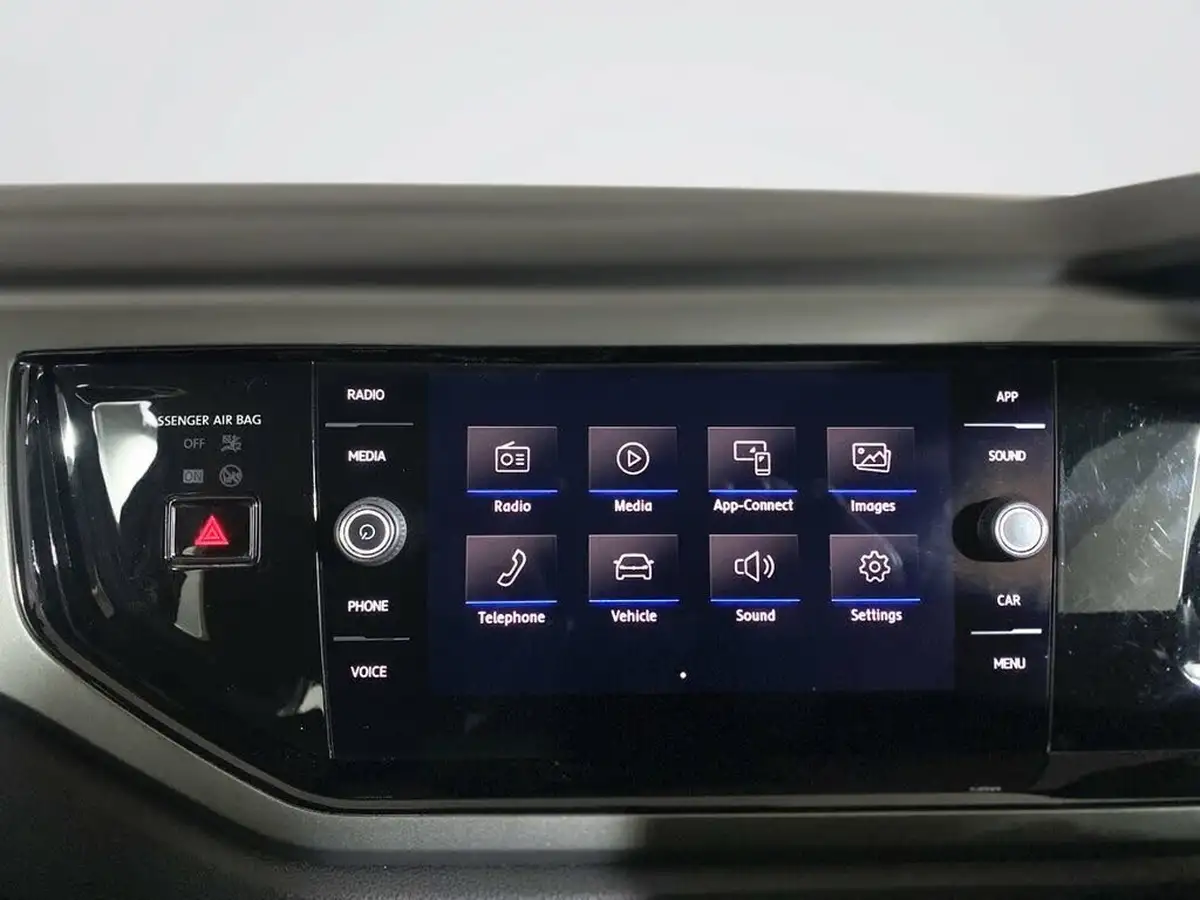 2019-volkswagen-polo-10-tsi-se-ss-dsg-big-16