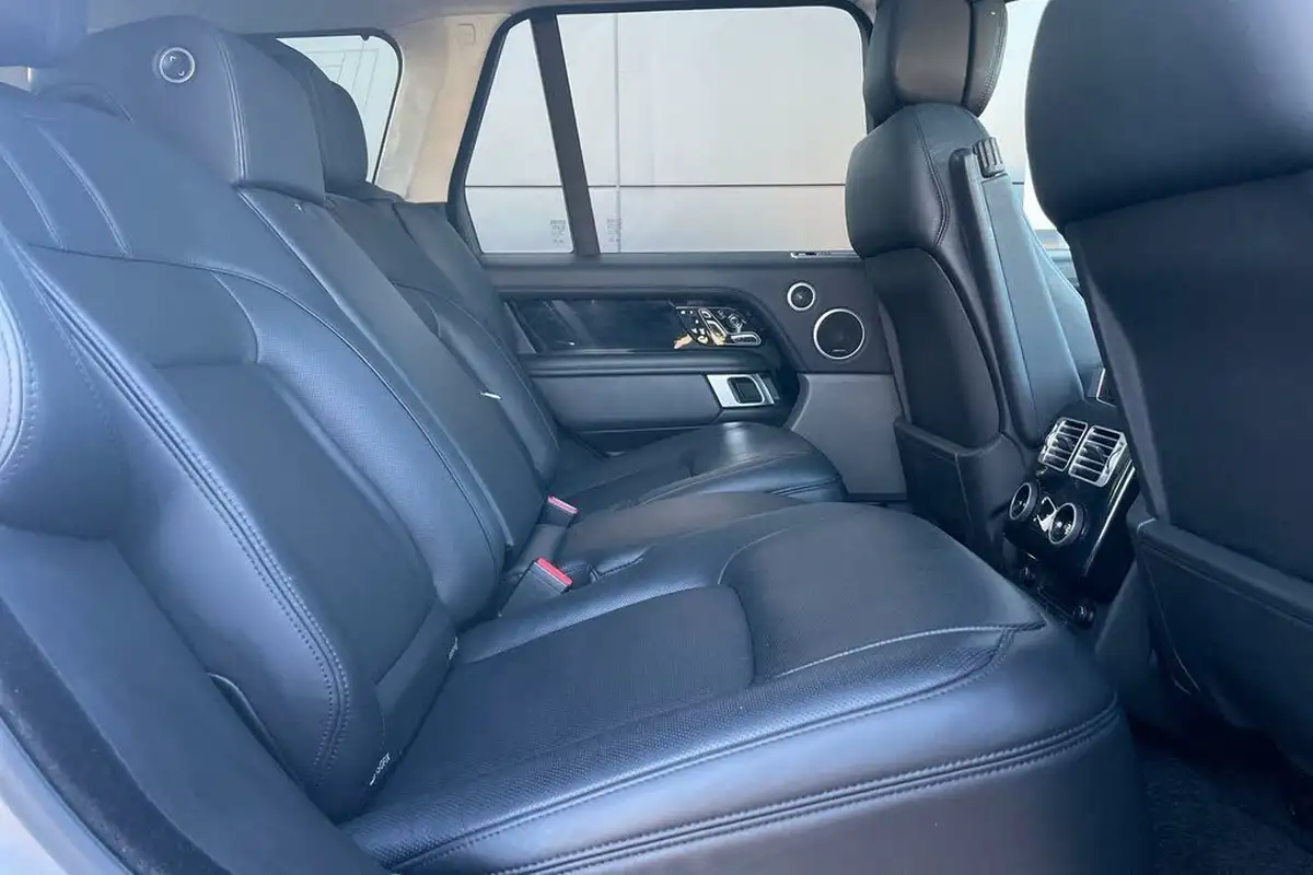 2019-land-rover-range-rover-20-p400e-autobiography-big-26