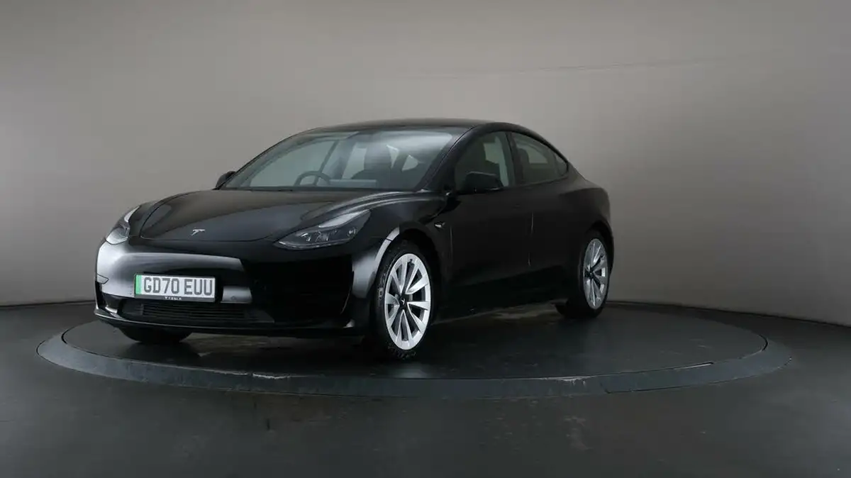 2020-tesla-model-3-e-standard-plus-big-37