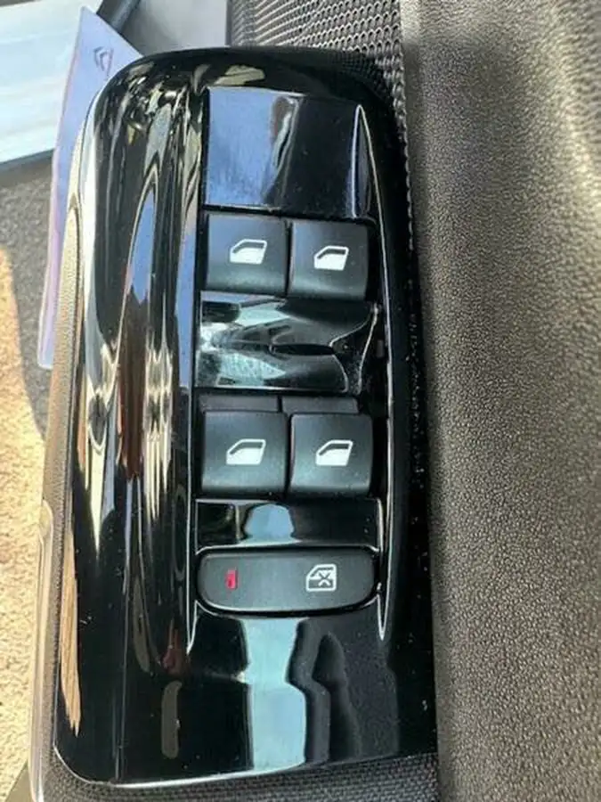 2018-citroen-c3-12-puretech-flair-82ps-big-13