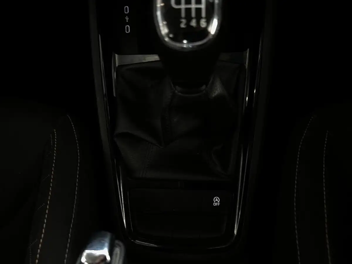 2022-skoda-scala-10-tsi-se-109ps-big-25