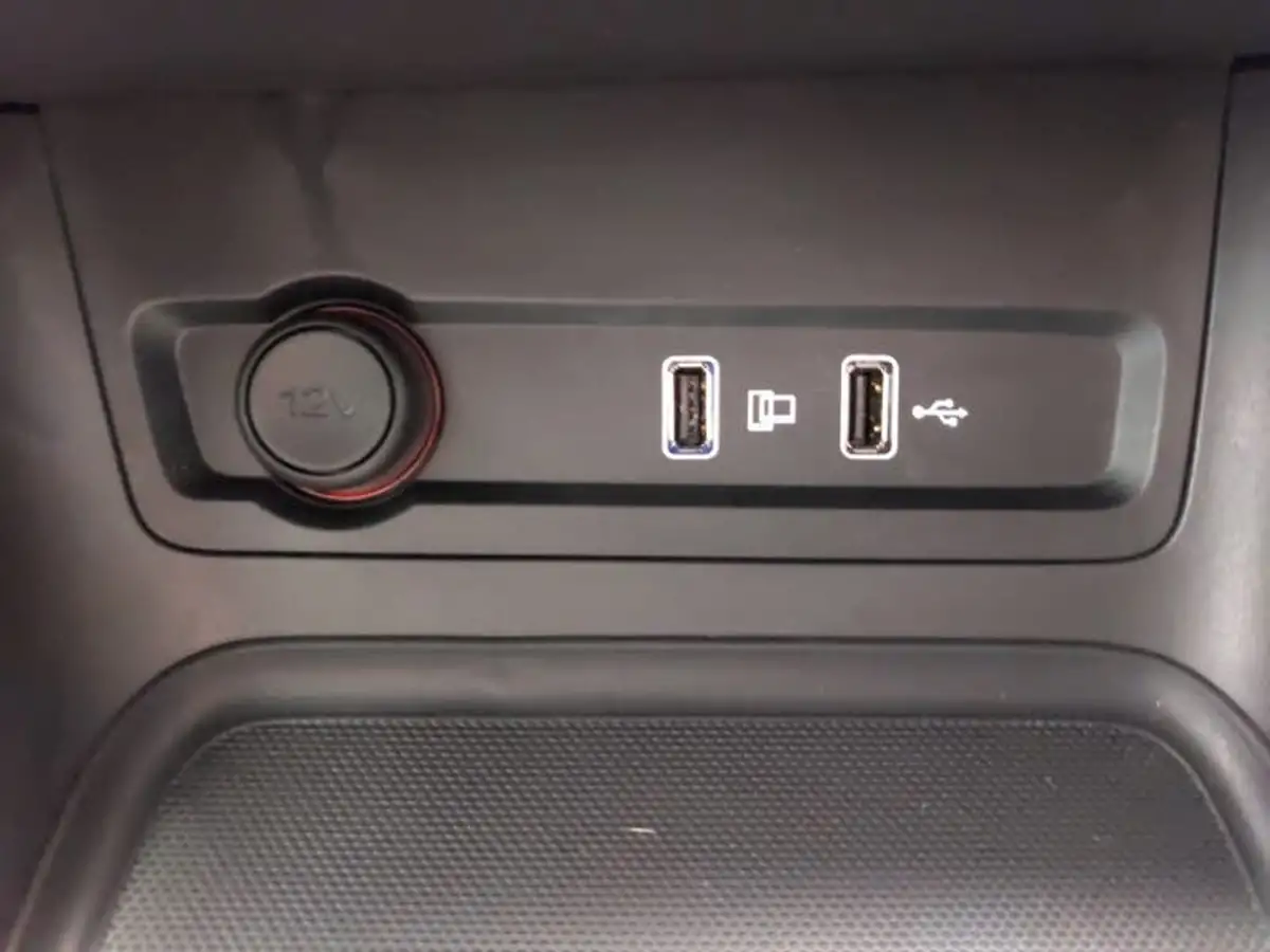 2023-mg-zs-suv-15-vti-tech-exclusive-big-16
