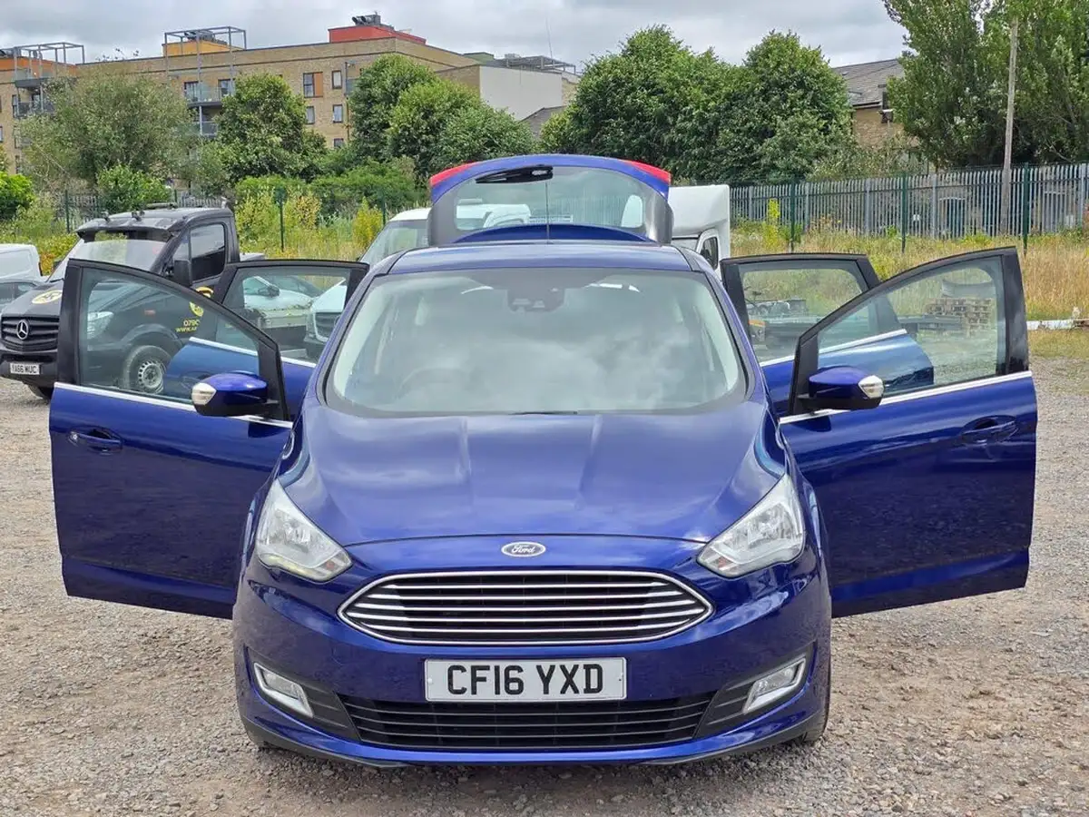 2016-ford-c-max-15tdci-titanium-powershift-big-6