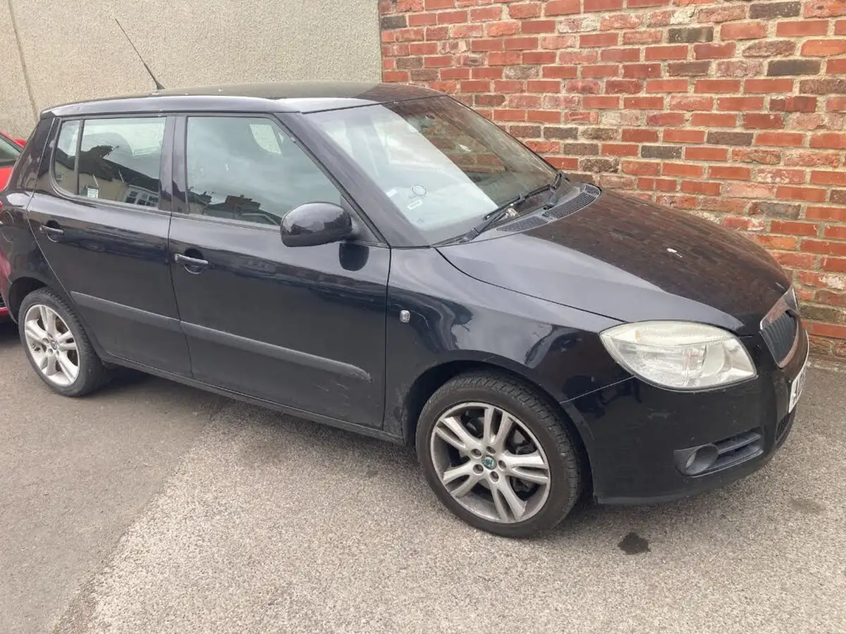 2007-skoda-fabia-19td-3-hatchback-big-0