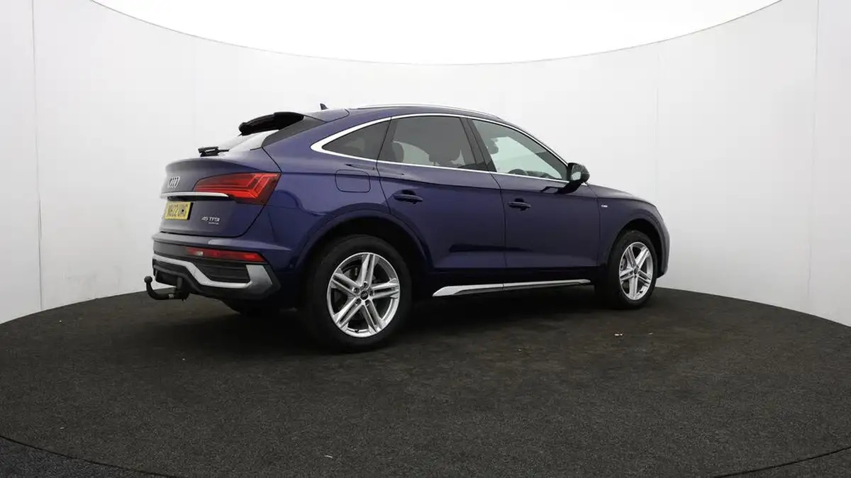 2022-audi-q5-20-45-tfsi-s-line-sportback-big-30