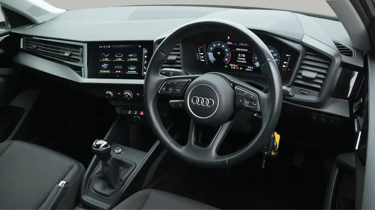 2022-audi-a1-10-25-tfsi-technik-big-9