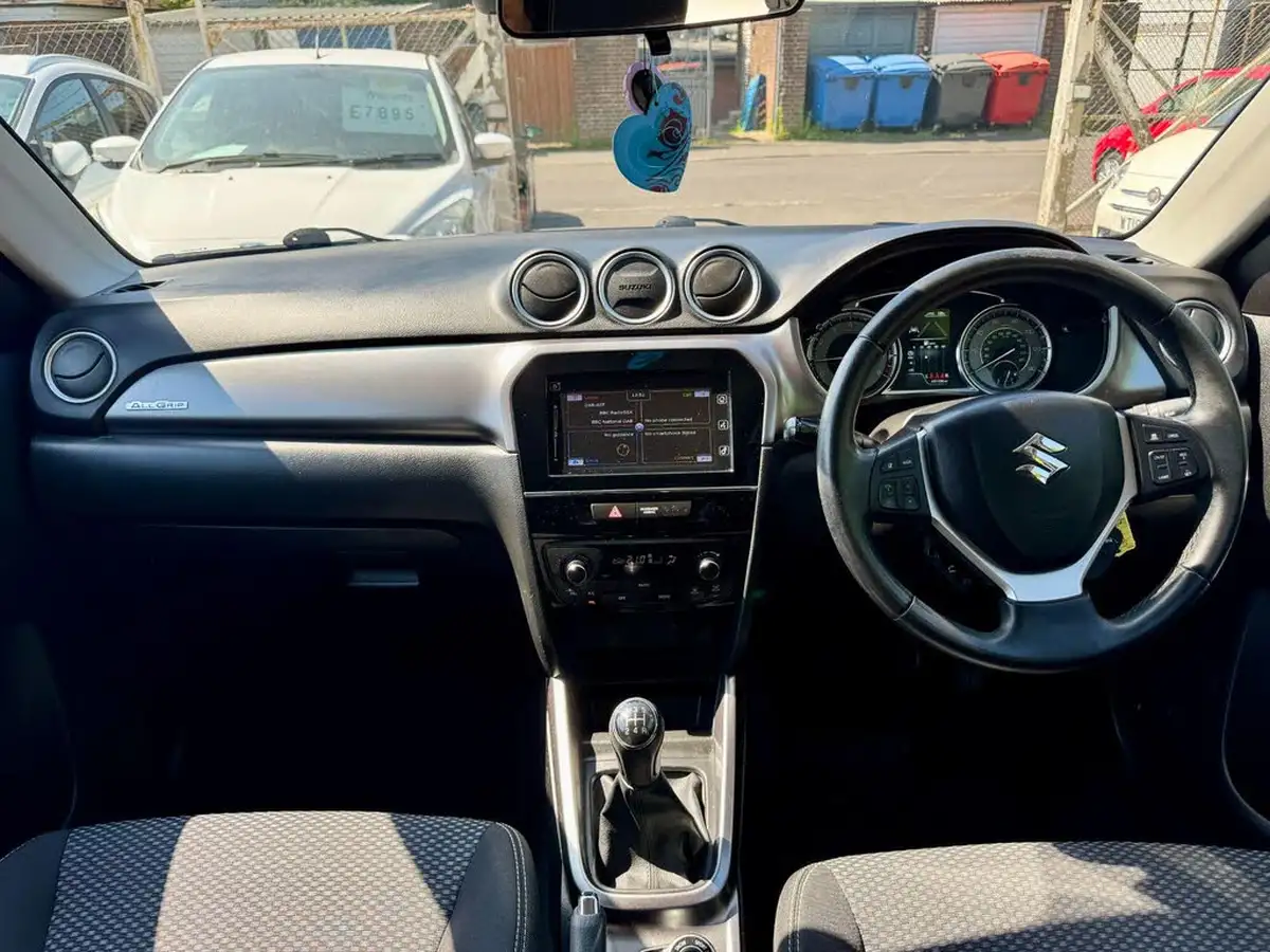 2019-suzuki-vitara-10-boosterjet-sz-t-allgrip-big-16