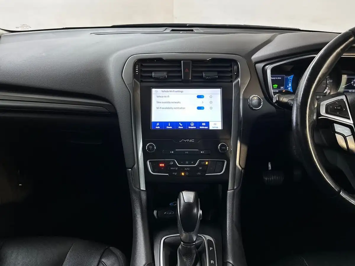 2020-ford-mondeo-20-tivct-titanium-edition-saloon-4d-big-21