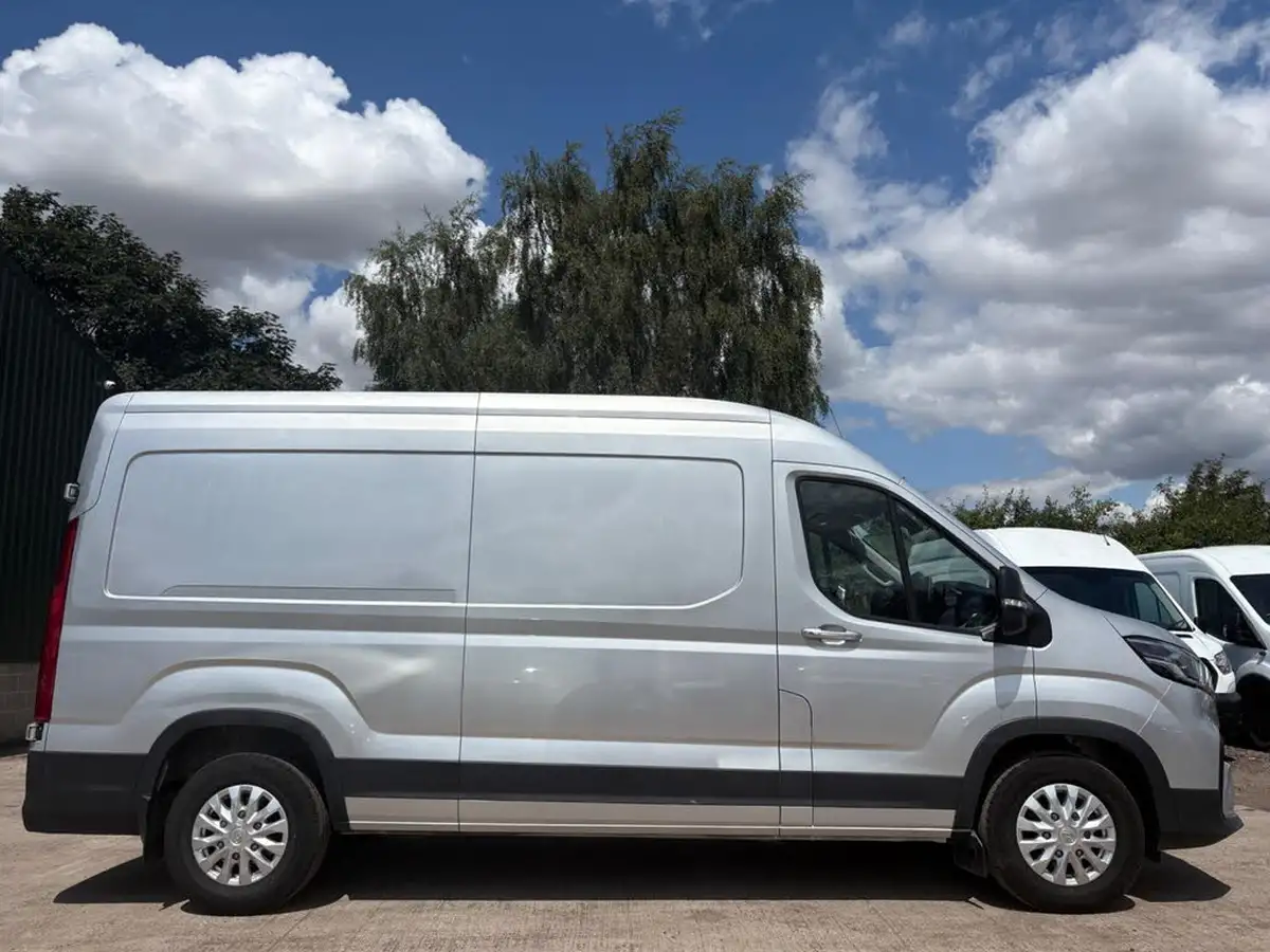 2024-maxus-deliver-9-20tdi-l3h2-lh-lux-big-16