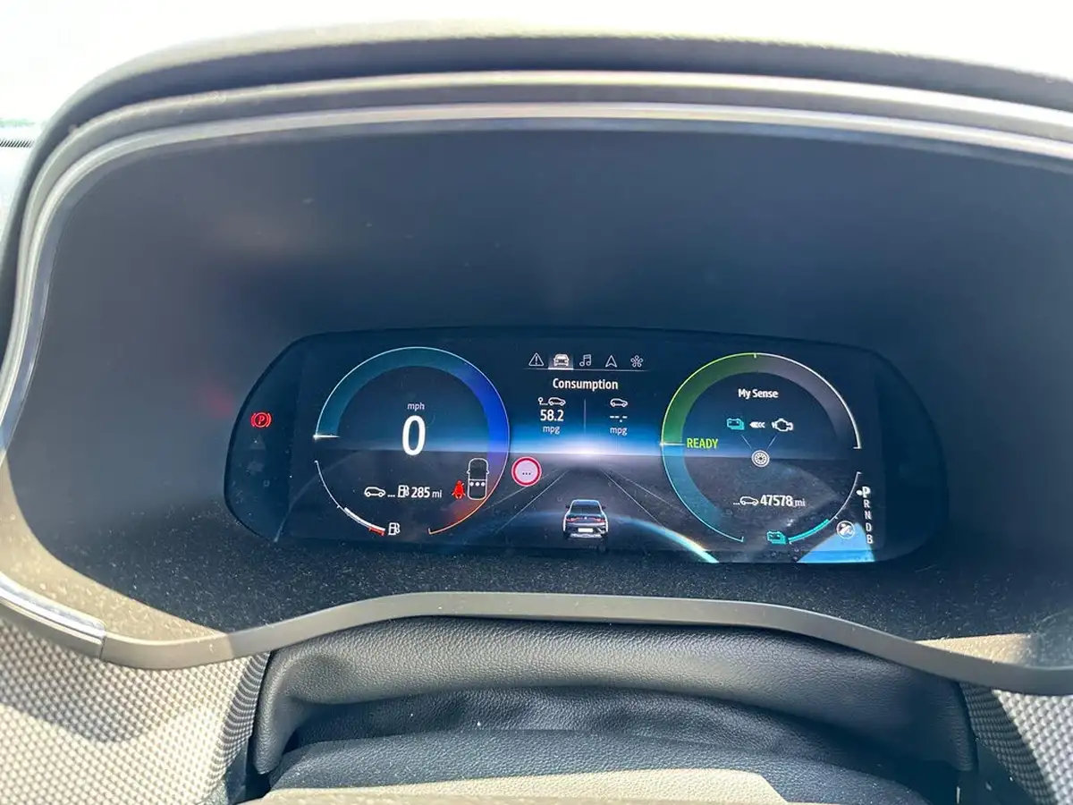 2022-renault-arkana-16-s-edition-big-3