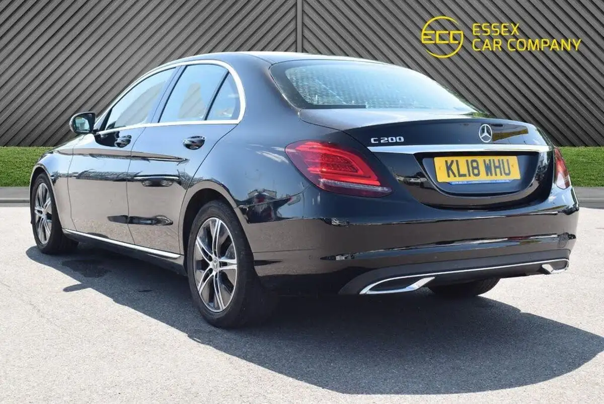 2018-mercedes-benz-c-class-15-c200-sport-premiumss-saloon-4d-big-10