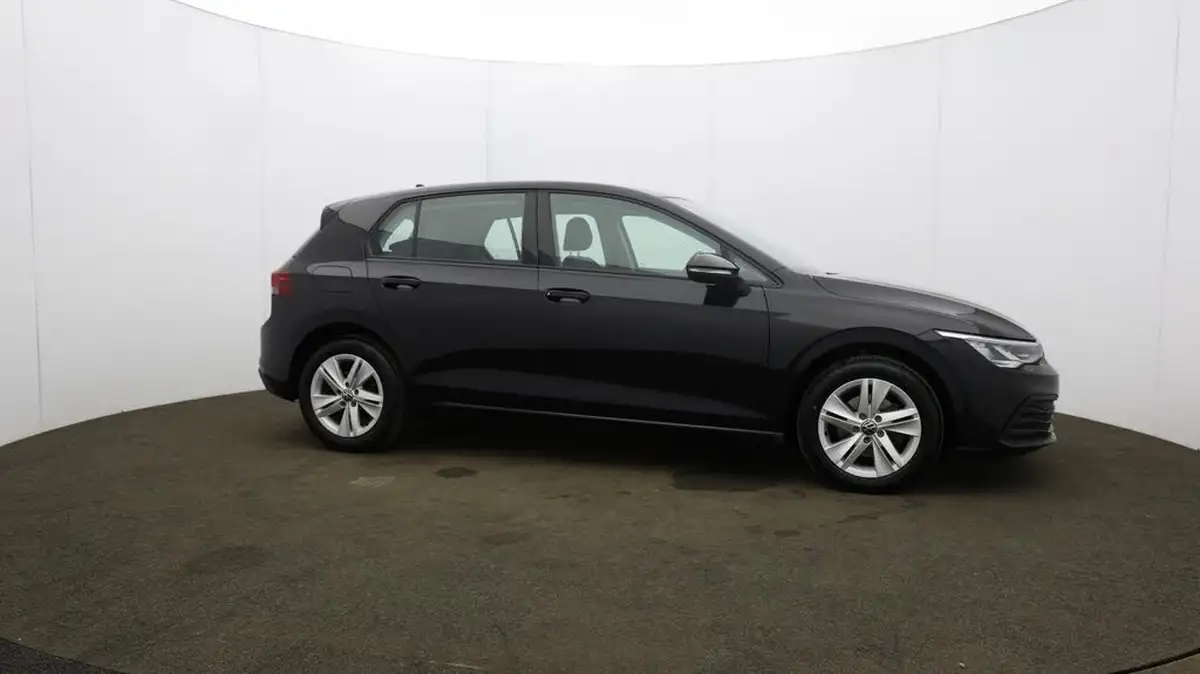 2021-volkswagen-golf-15-tsi-life-130ps-hatchback-big-50