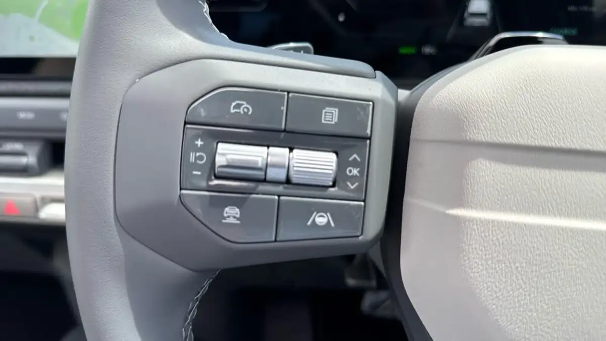 2025-kia-ev3-e-gt-line-s-big-23