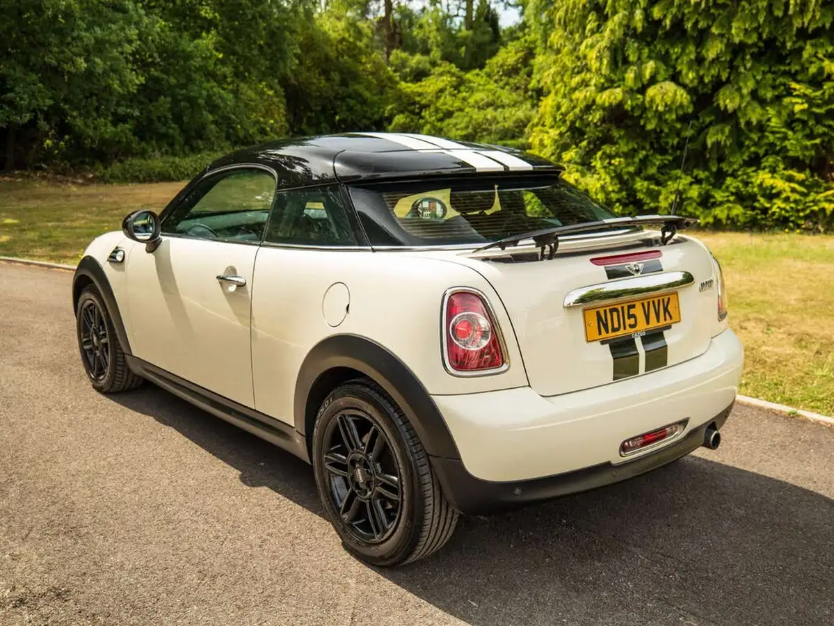 2015-mini-coupe-16-cooper-big-4