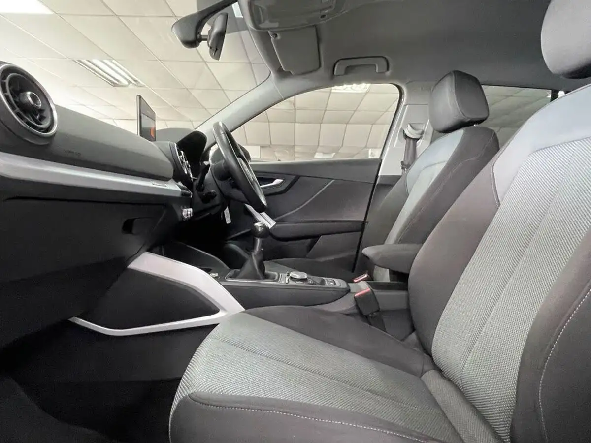 2020-audi-q2-16-30-tdi-technik-big-31