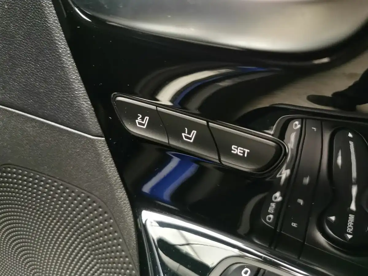 2022-kia-e-niro-ev-4-big-28