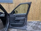2020-land-rover-discovery-30-sd6-hse-small-36