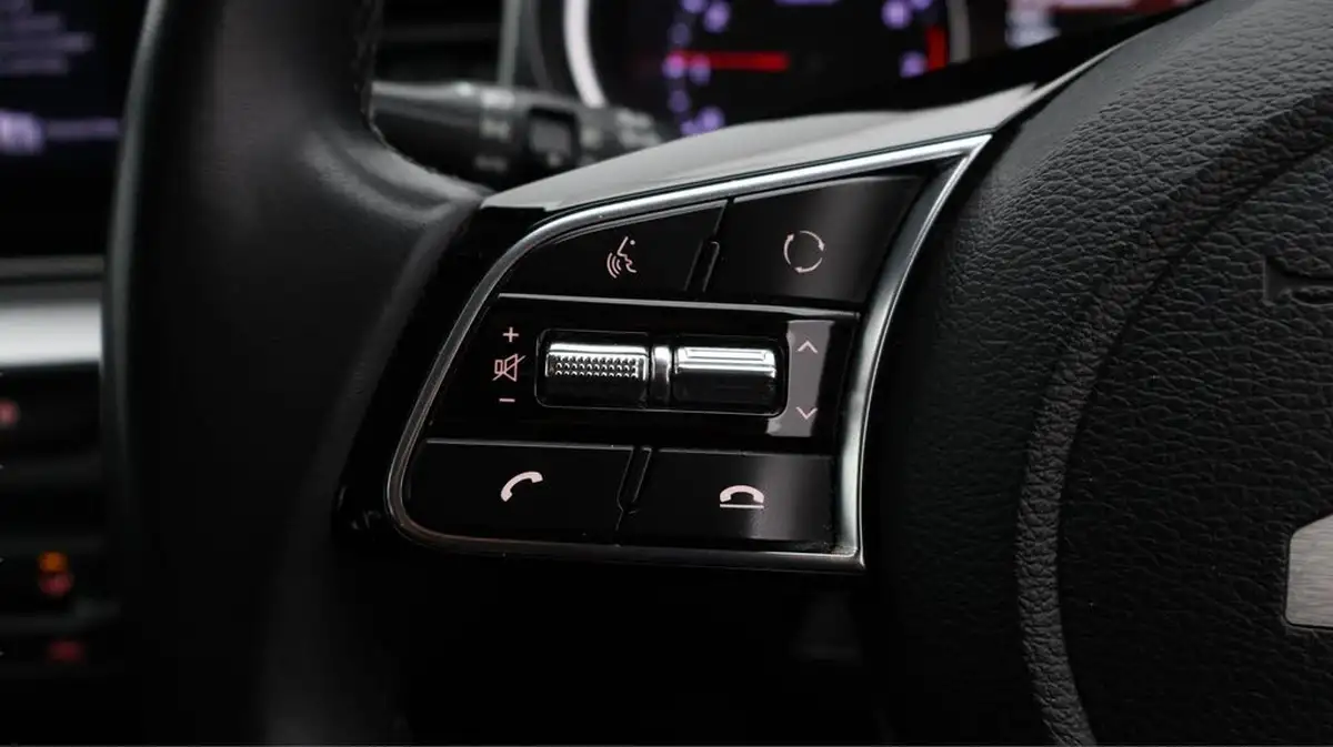 2022-kia-xceed-10-t-gdi-2-big-23