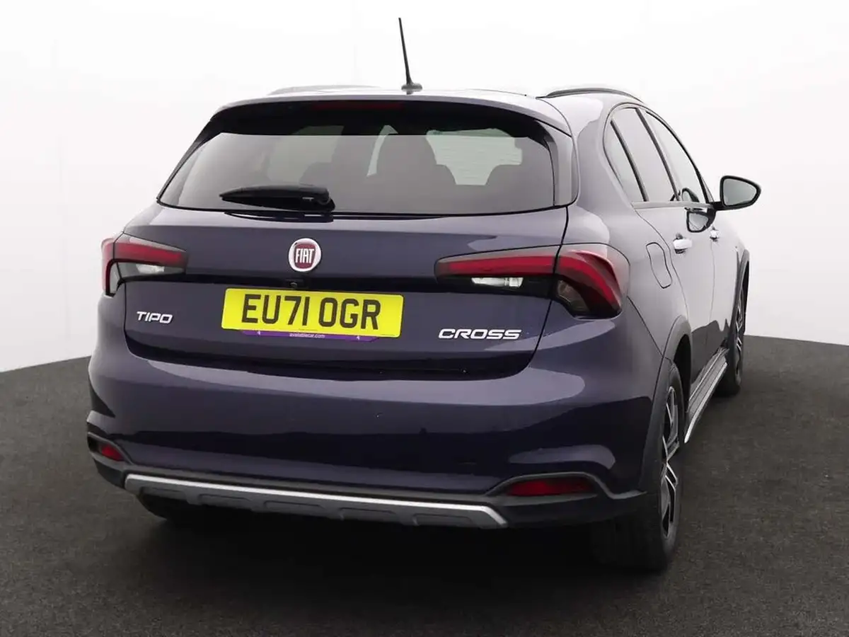 2021-fiat-tipo-10-cross-big-5