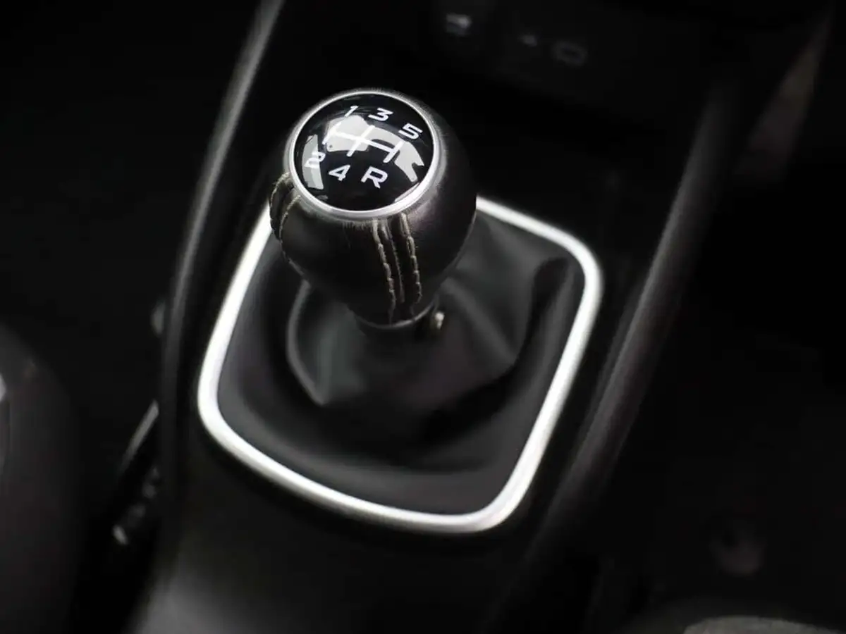 2021-fiat-tipo-10-cross-big-29