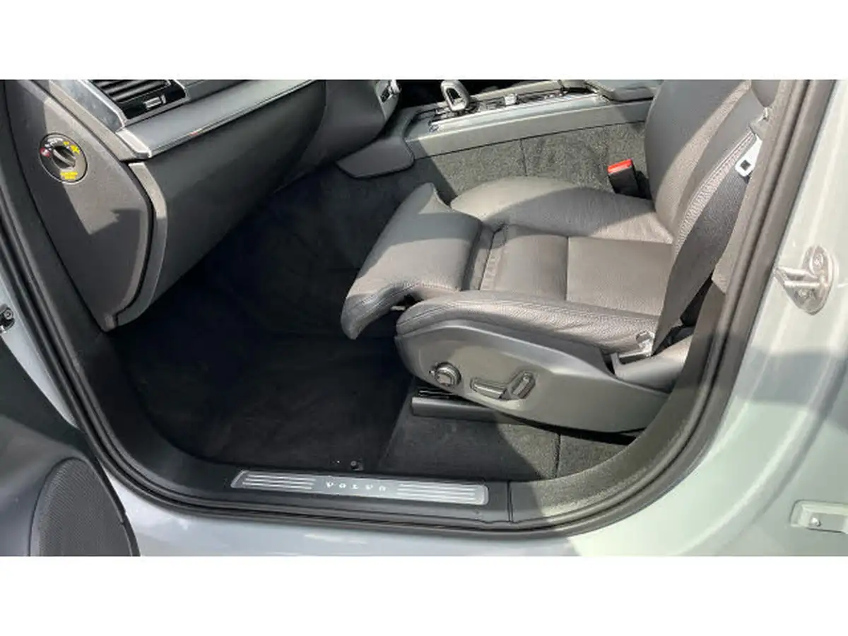 2024-volvo-xc90-20-b5-plus-big-26