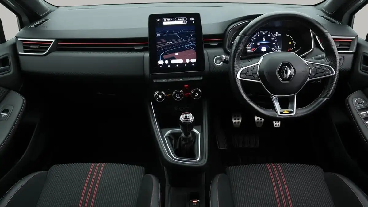 2021-renault-clio-10-tce-rs-line-90ps-big-13