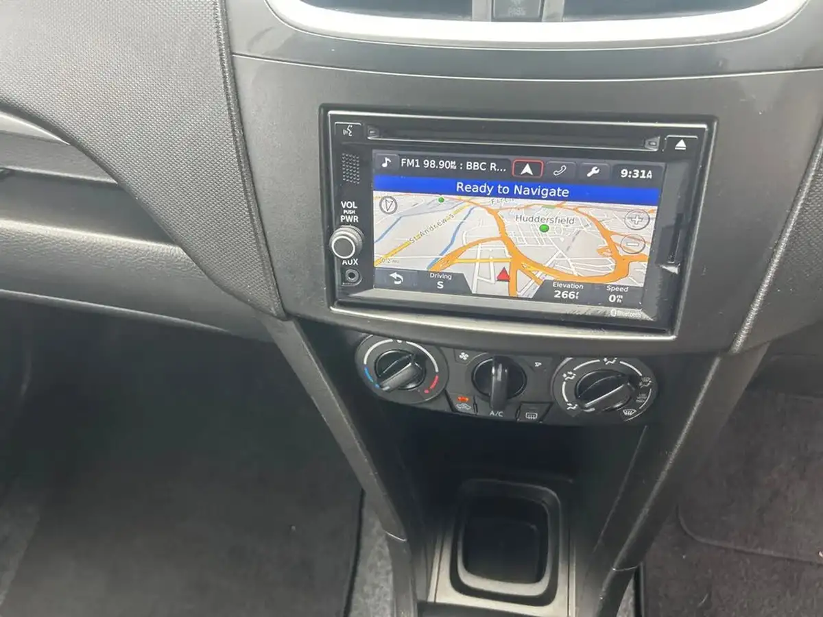 2016-suzuki-swift-12-sz-l-5d-big-19