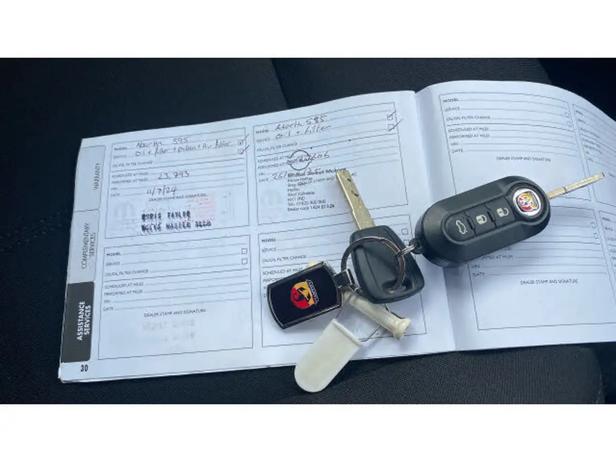2018-abarth-595-14-tjet-big-18
