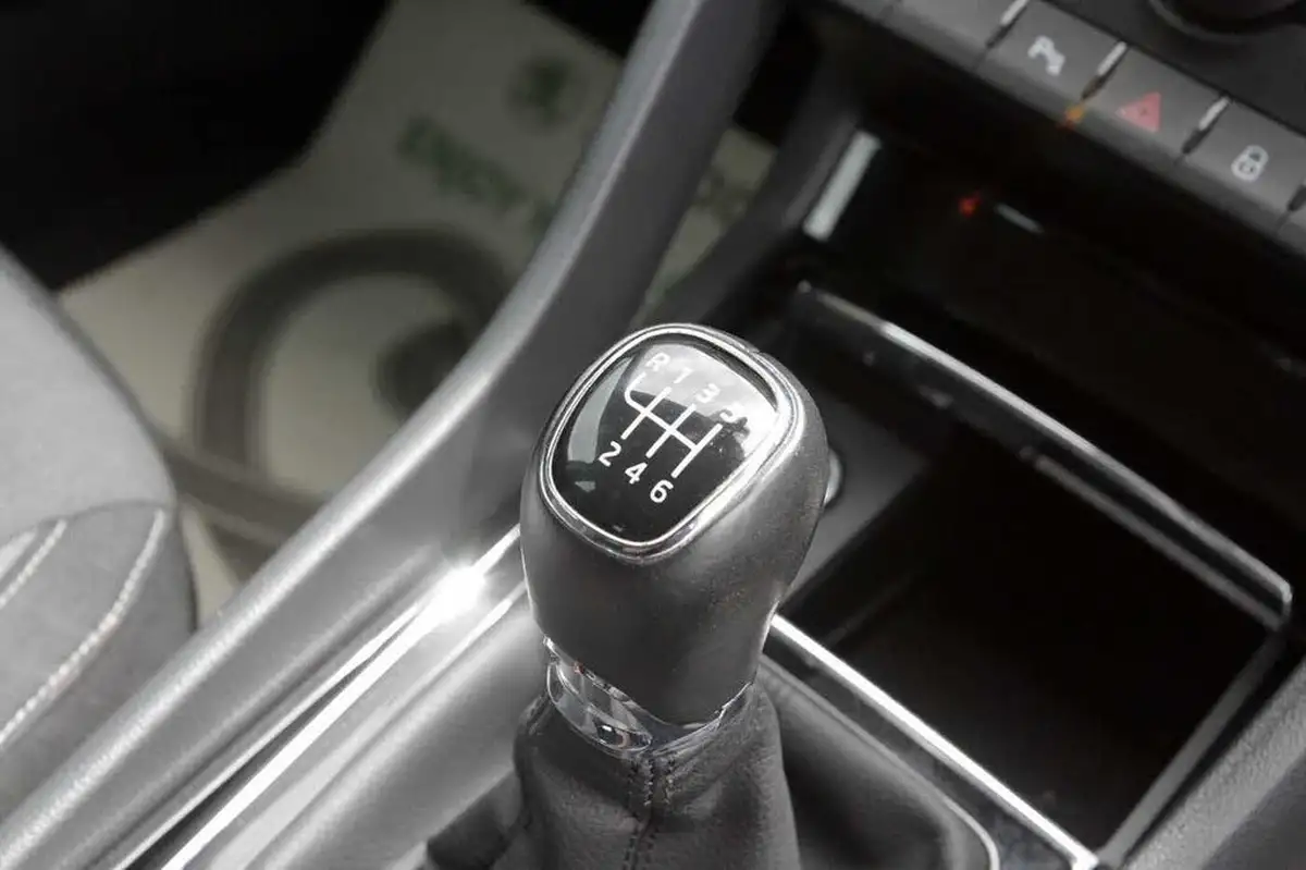 2021-skoda-karoq-15-tsi-se-drive-big-12