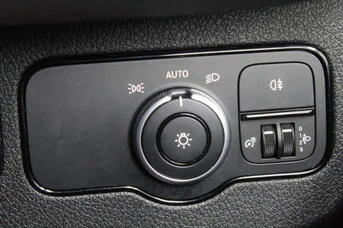 2021-mercedes-benz-sprinter-big-62