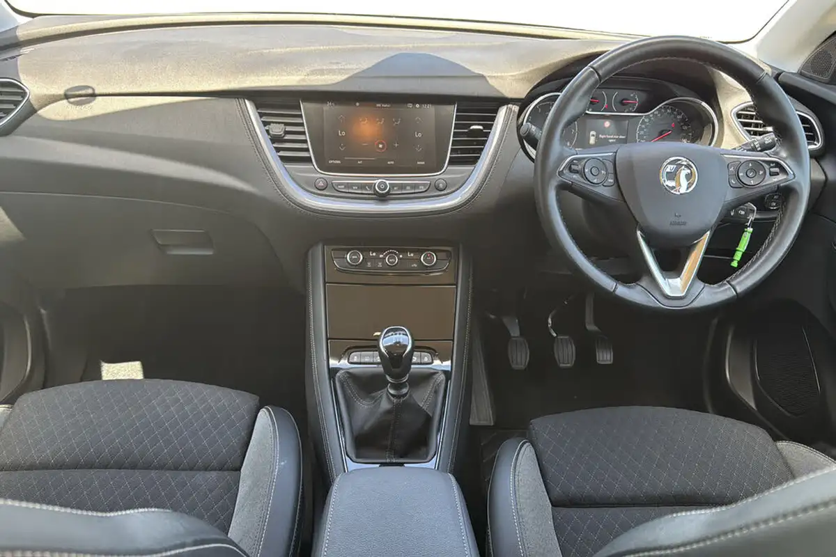 2020-vauxhall-grandland-x-12-business-edition-nav-big-8