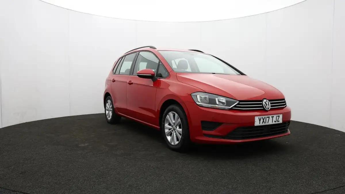 2017-volkswagen-golf-sv-16tdi-se-110ps-bmtss-big-51
