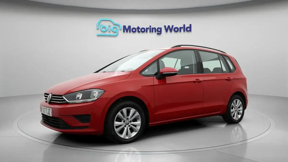 2017-volkswagen-golf-sv-16tdi-se-110ps-bmtss-big-3