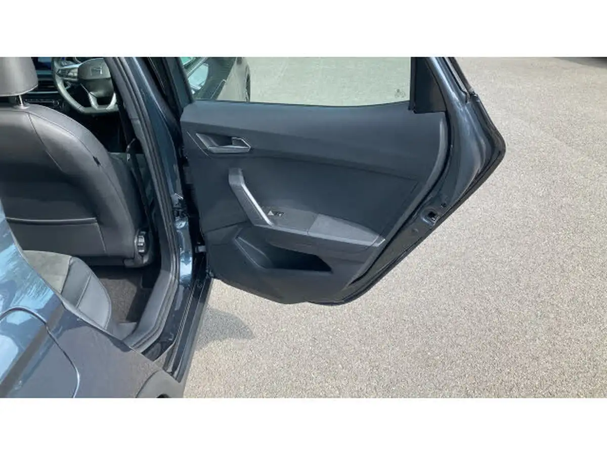 2021-seat-arona-10-tsi-xperience-big-38