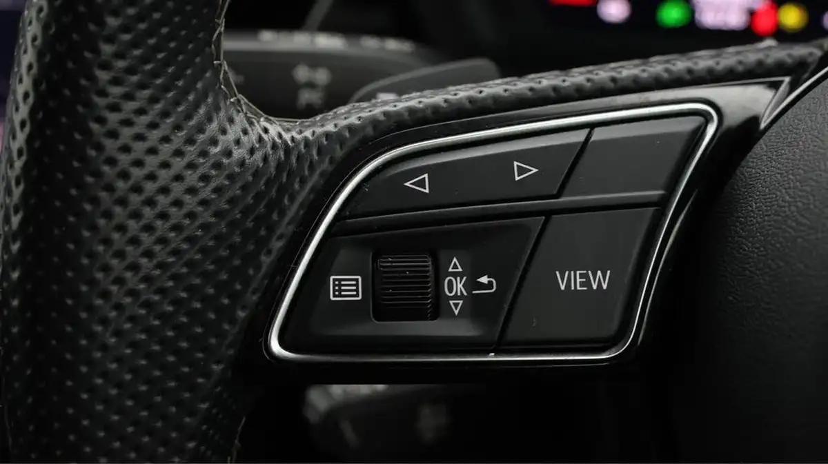 2021-audi-a3-14-40-tfsi-e-s-line-big-23