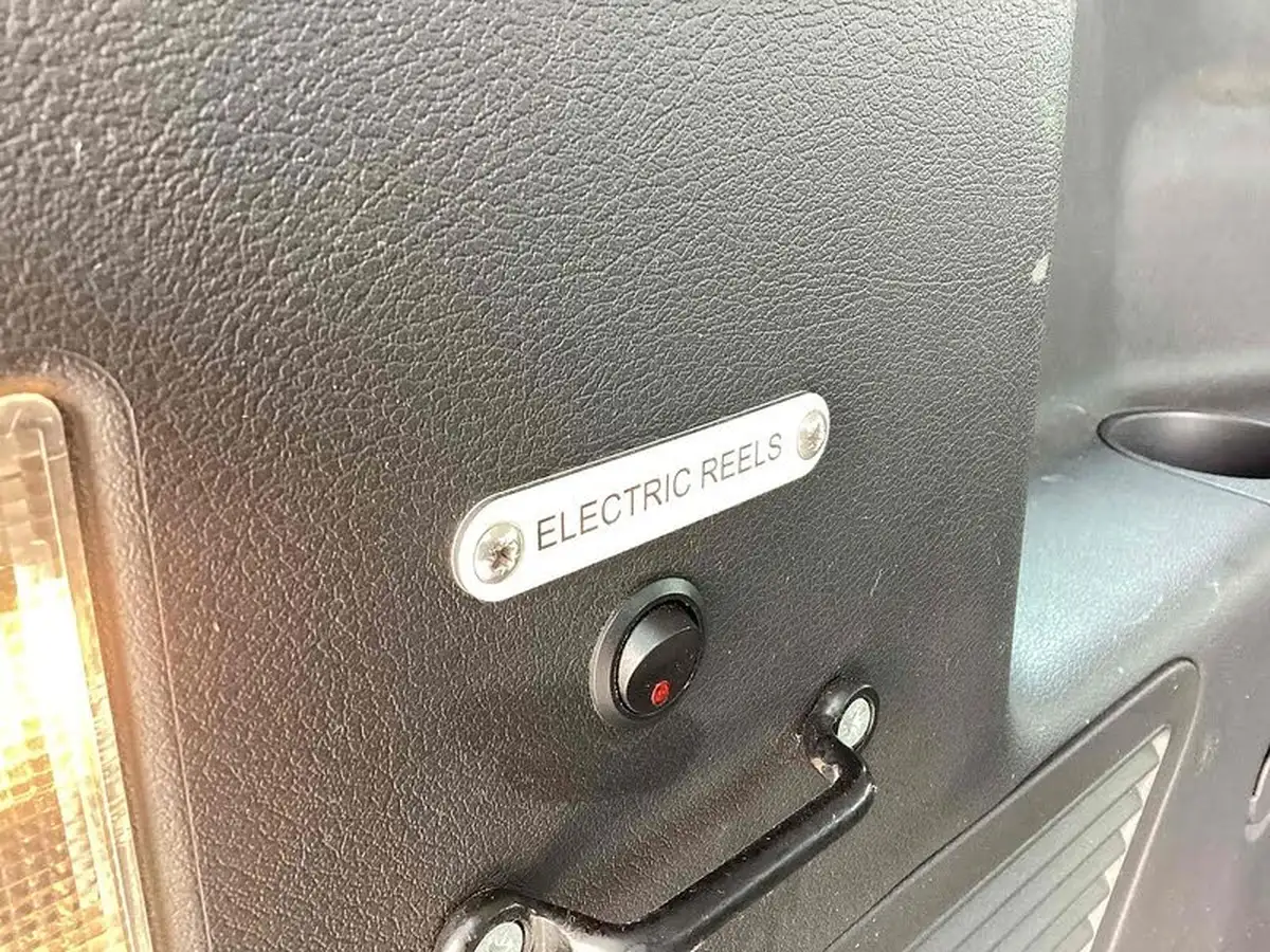 2018-ford-grand-tourneo-connect-15tdci-zetec-120ps-ss-1499cc-powershift-big-24