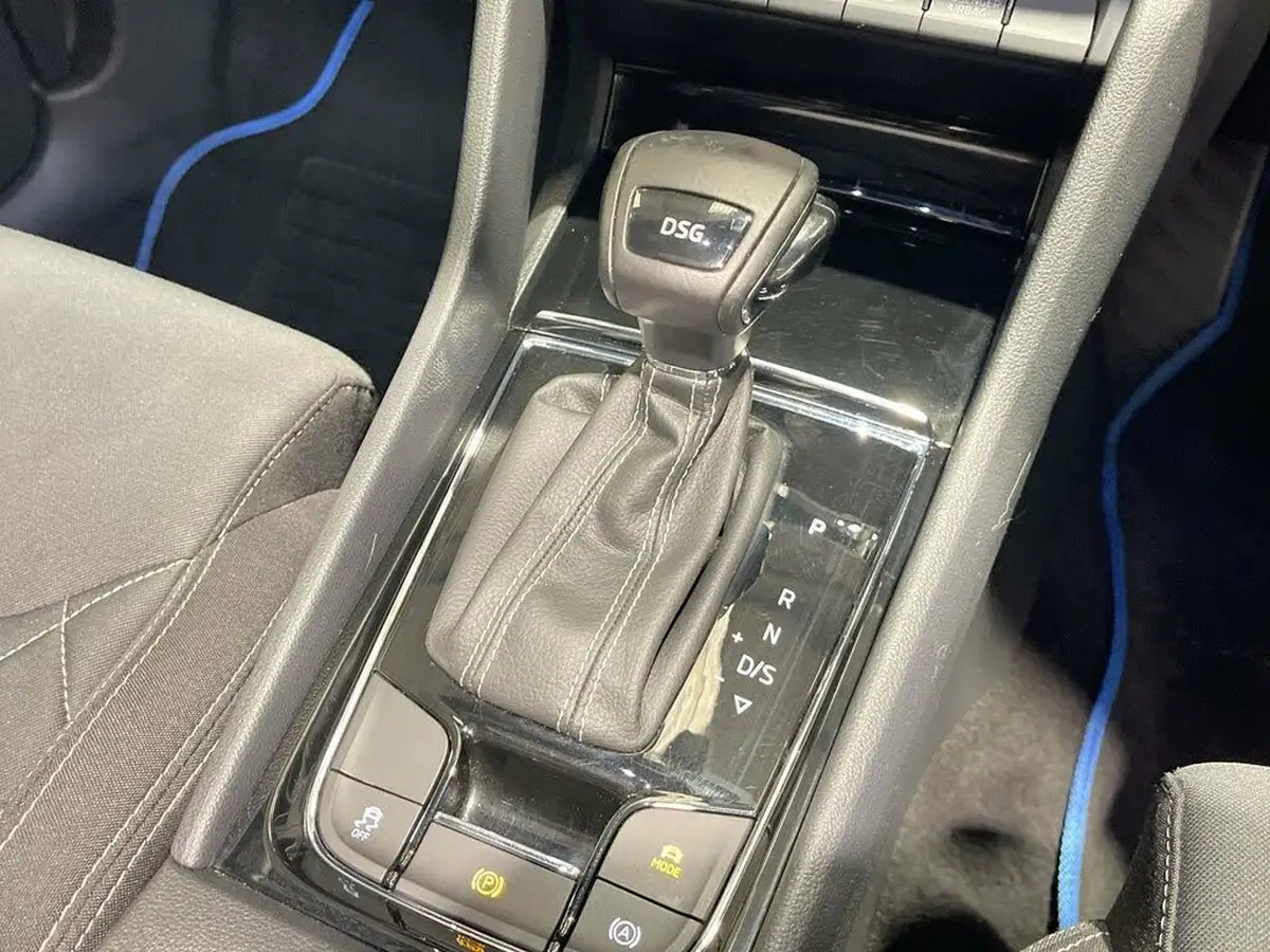 2019-skoda-karoq-15-tsi-sportline-dsg-big-12