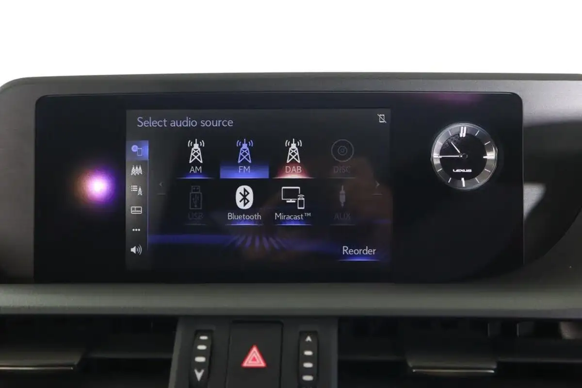 2019-lexus-es-300h-25-f-sport-big-45