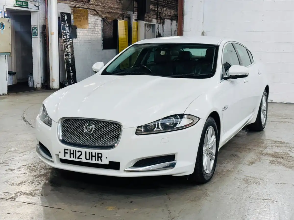 2012-jaguar-xf-22td-luxury-190ps-saloon-4d-auto-big-3
